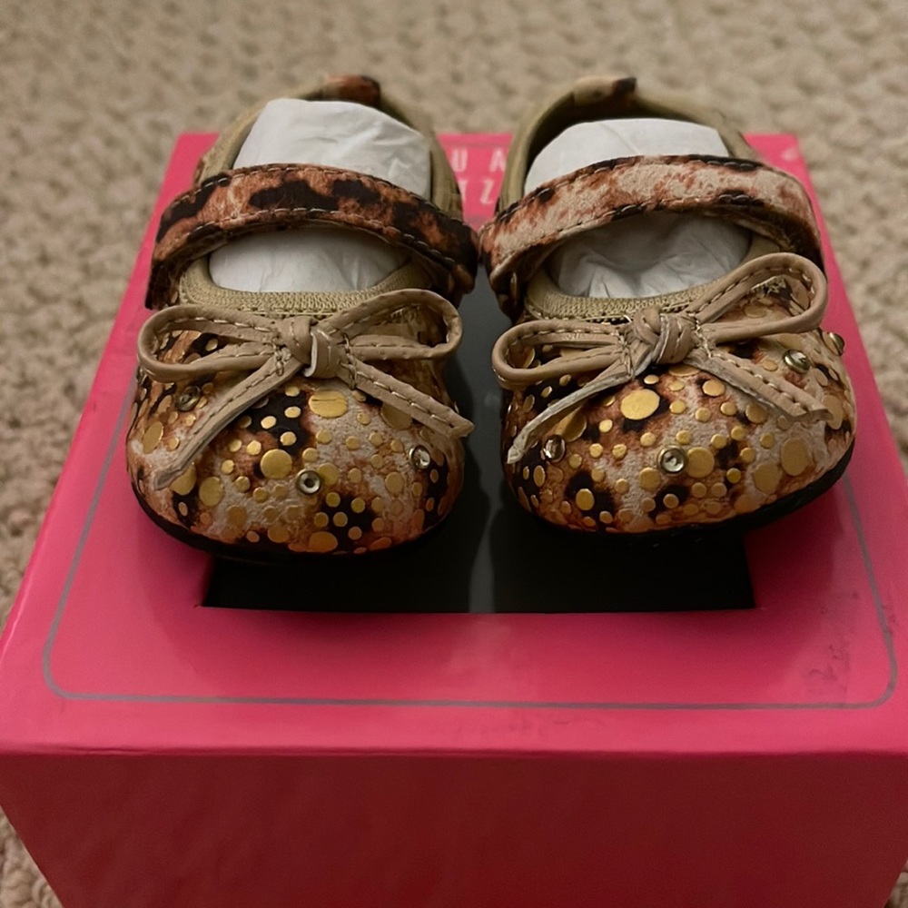 NIB baby Stuart Weitzmans